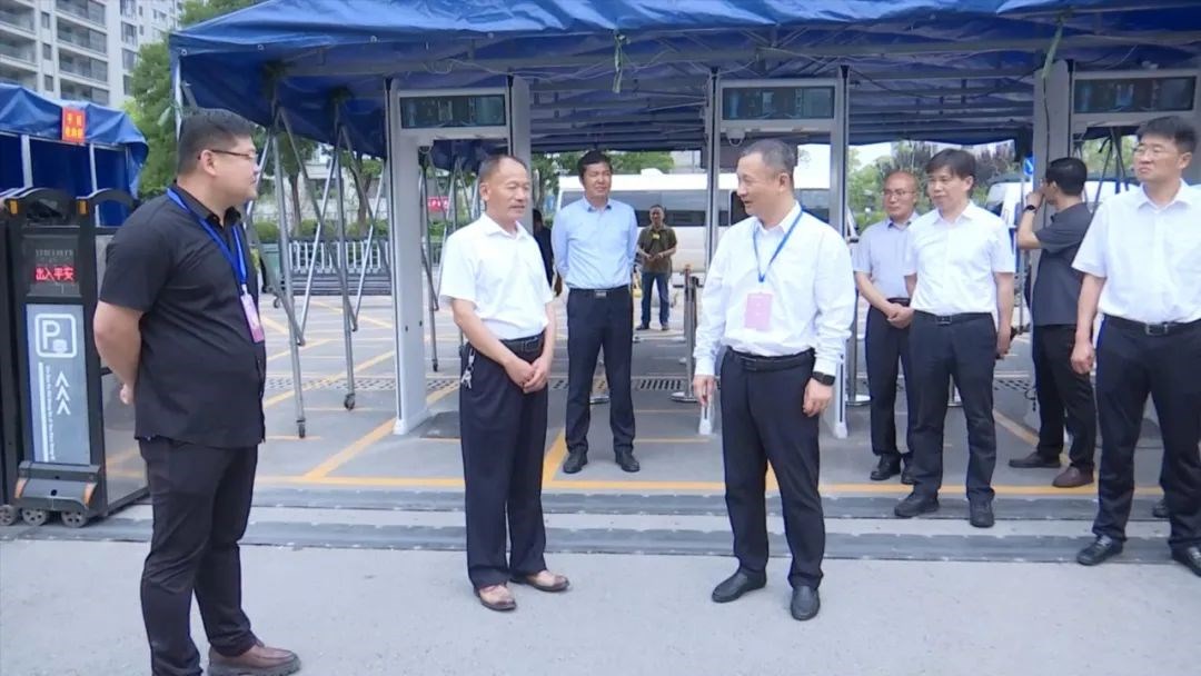 高考监考教师培训动员会议召开